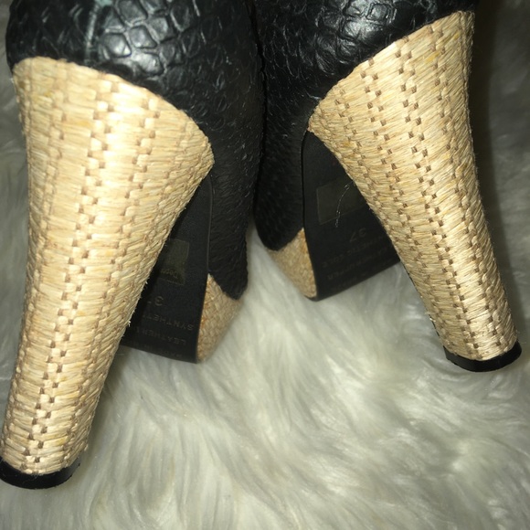 Leather upper Wild pair. Never worn..like new. Excellent condition.. - Picture 4 of 6